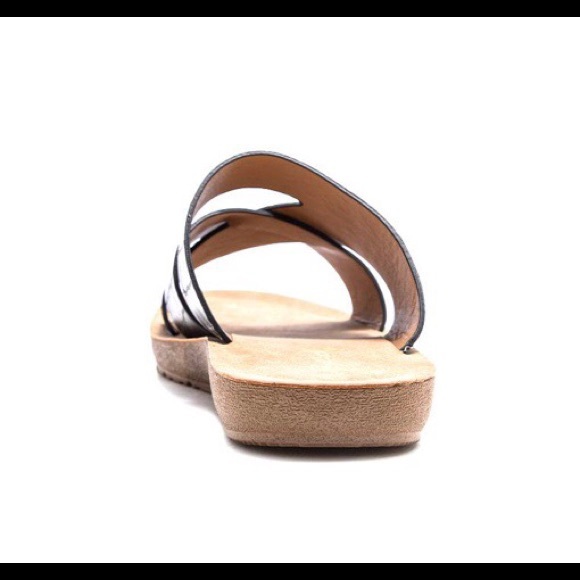 BLACK CROCODILE CROSSOVER SLIDE WEDGE SANDALS NWT - Picture 3 of 4